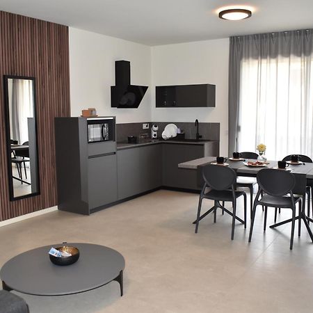 Baia Delle Rose Via Roma 111 Apartamento Costa Volpino Exterior foto