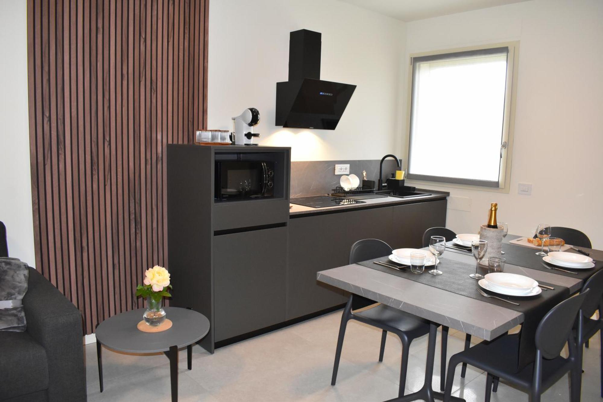 Baia Delle Rose Via Roma 111 Apartamento Costa Volpino Quarto foto
