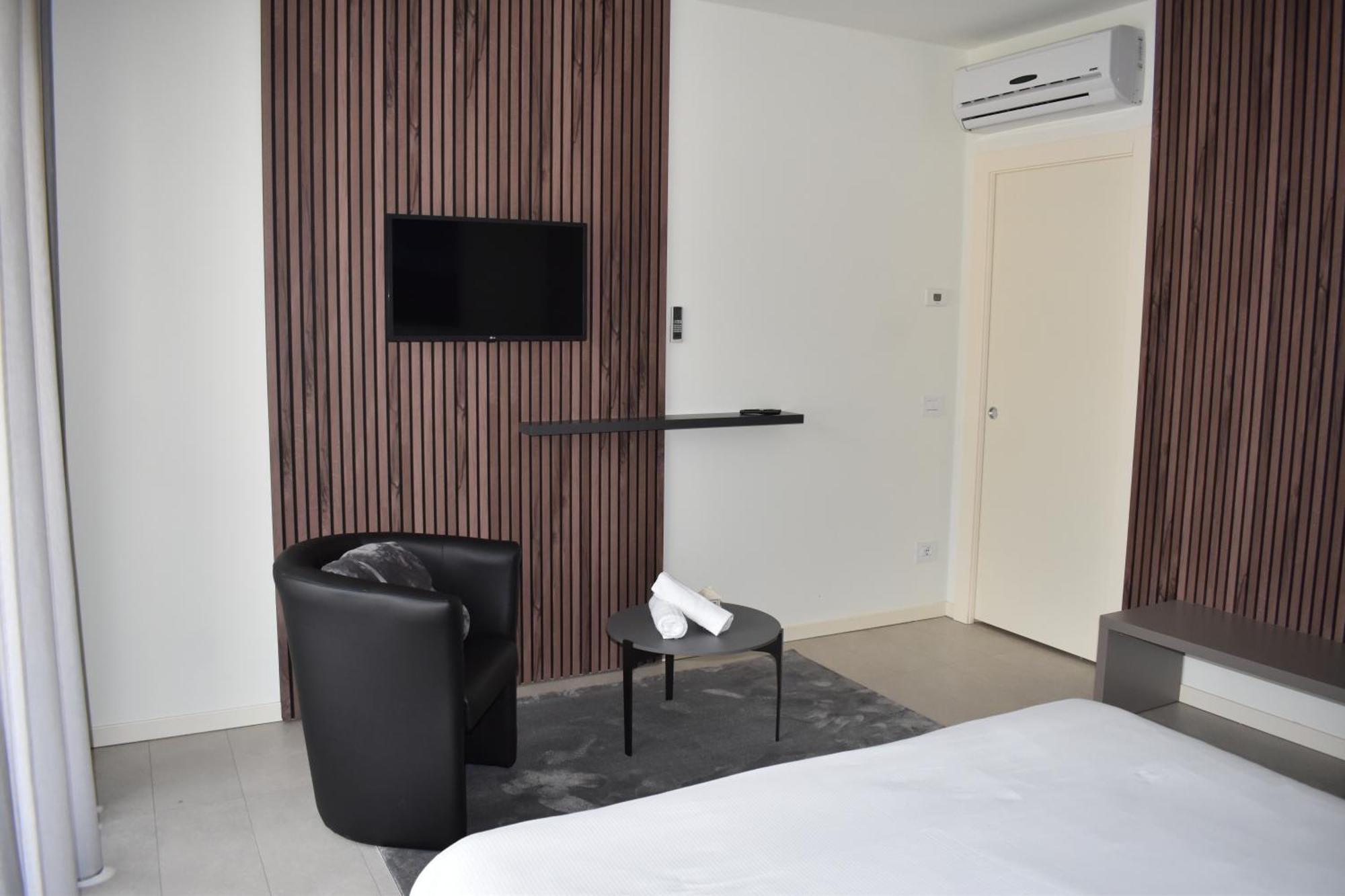 Baia Delle Rose Via Roma 111 Apartamento Costa Volpino Quarto foto